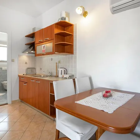Barun Apartment *