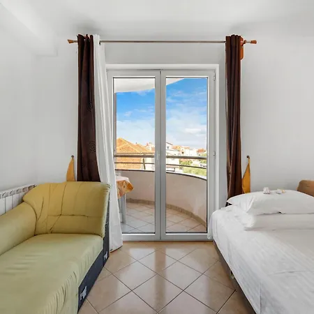 Barun Apartment *