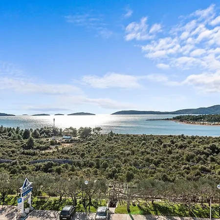 Apartamento & Restaurant Barun Šibenik