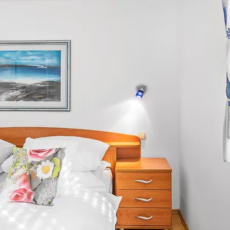 Apartament & Restaurant Barun