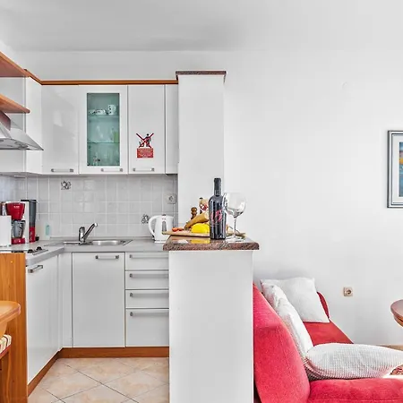 & Restaurant Barun Apartament Szybenik