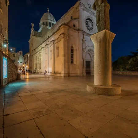 & Restaurant Barun * Šibenik