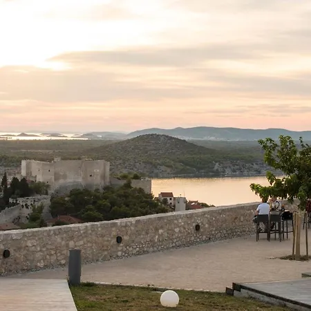 & Restaurant Barun Apartamento Šibenik