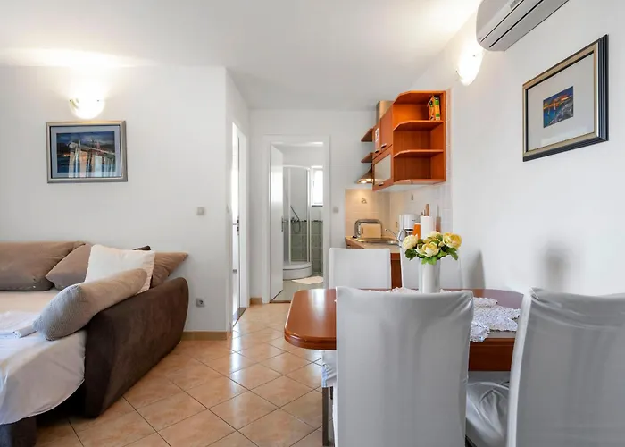 Appartement & Restaurant Barun Šibenik