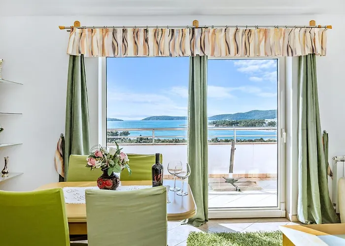 Appartement & Restaurant Barun