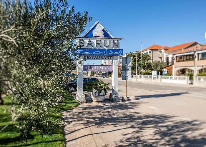 & Restaurant Barun * Šibenik