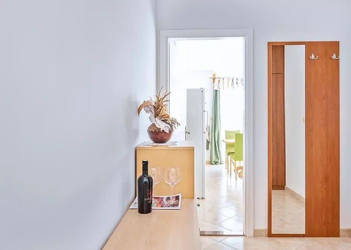 Appartement & Restaurant Barun