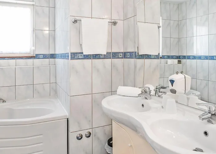 & Restaurant Barun Šibenik