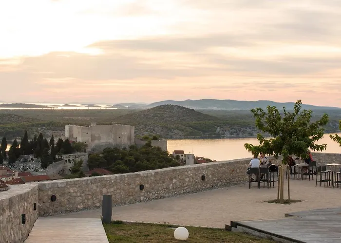 & Restaurant Barun Lägenhet Šibenik